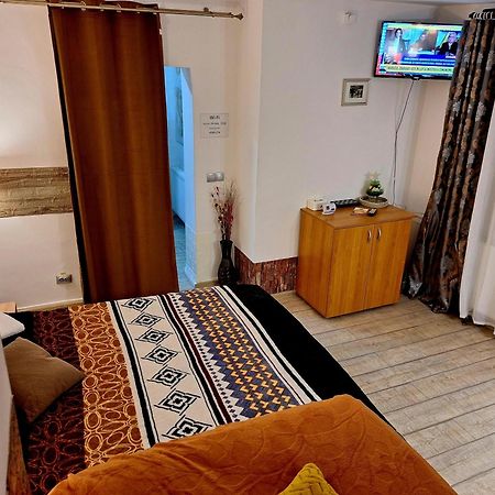 Piata Sfatului Pietonal Apartment Brasov Bagian luar foto