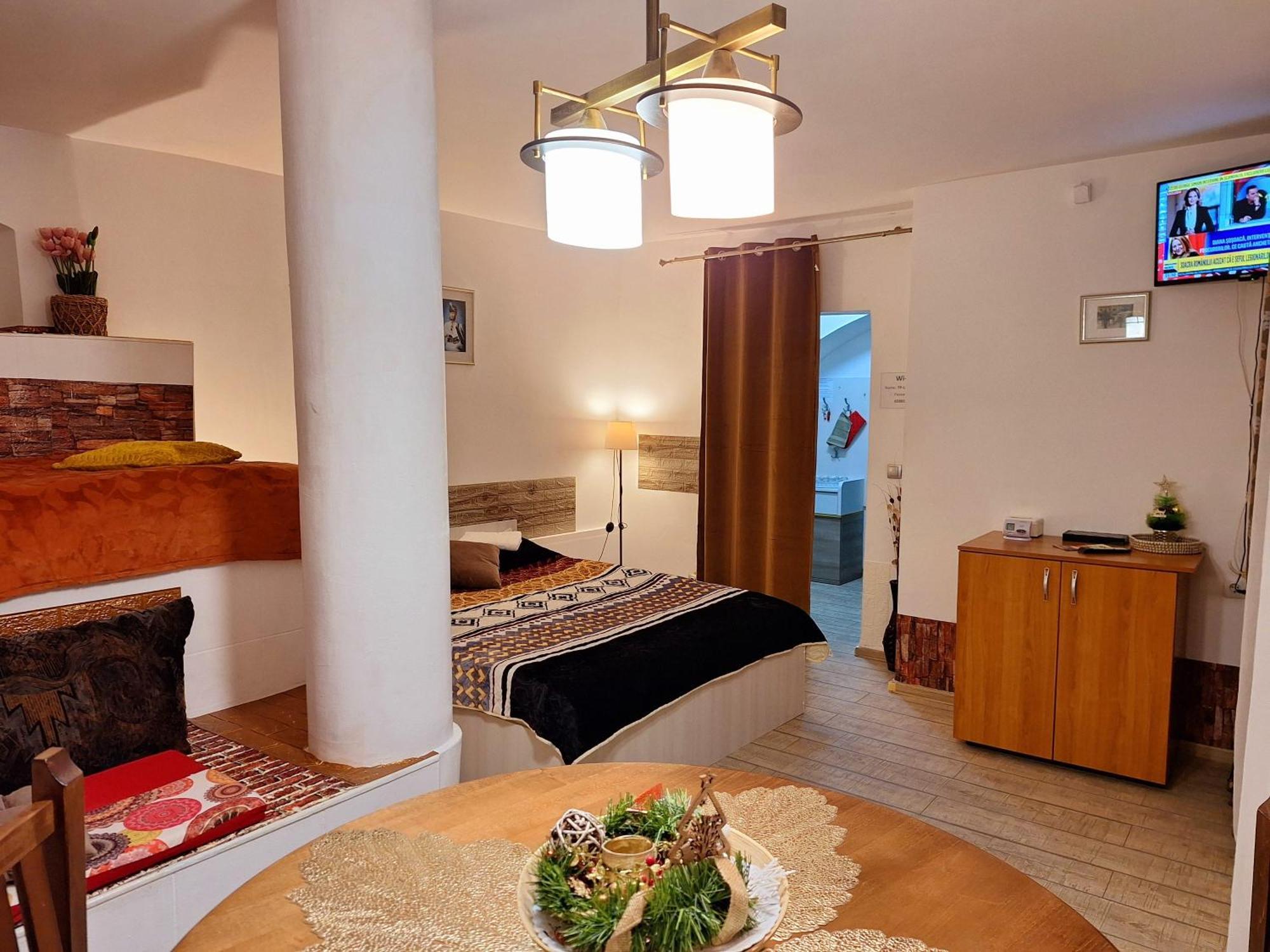 Piata Sfatului Pietonal Apartment Brasov Bagian luar foto